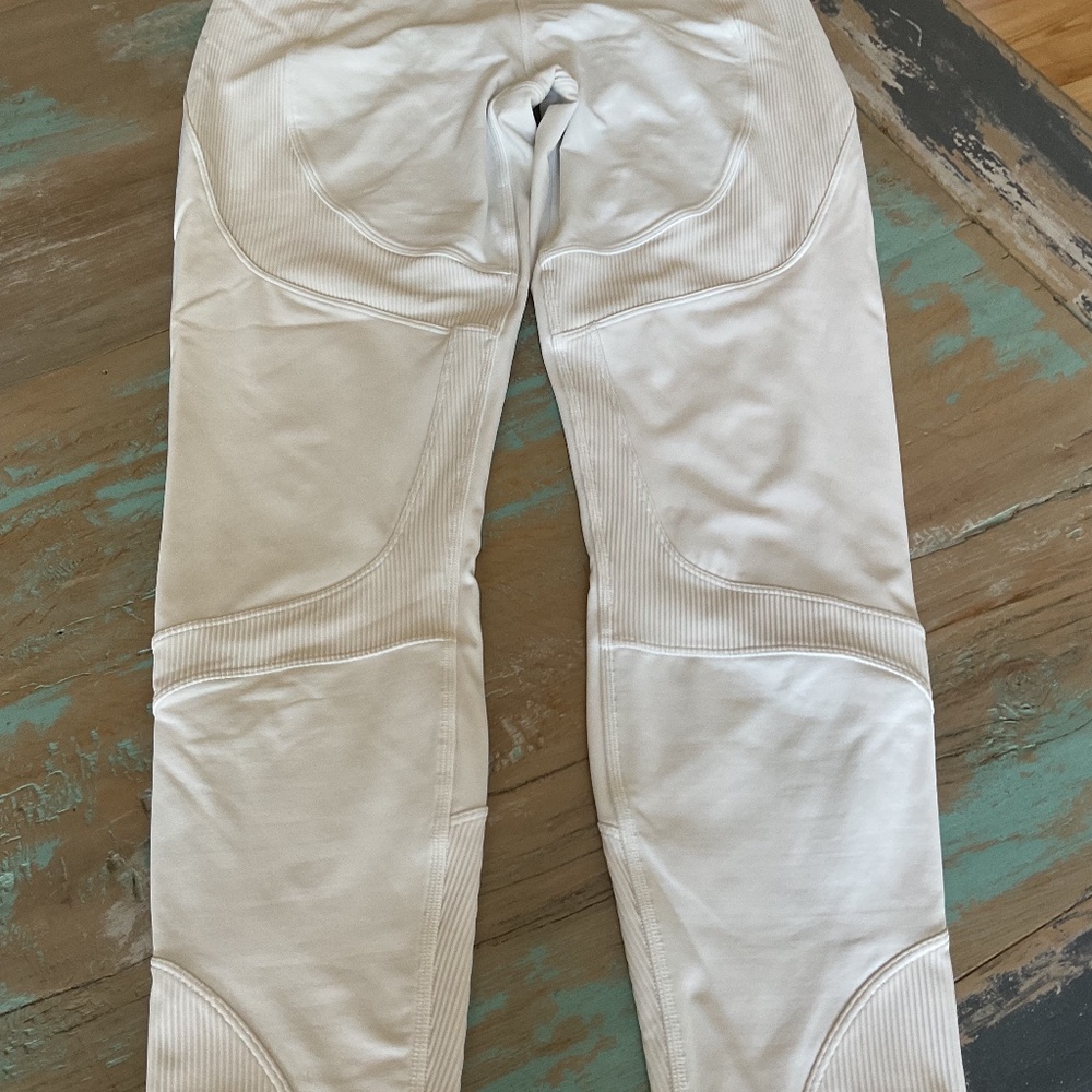 Luluemon athletic pants